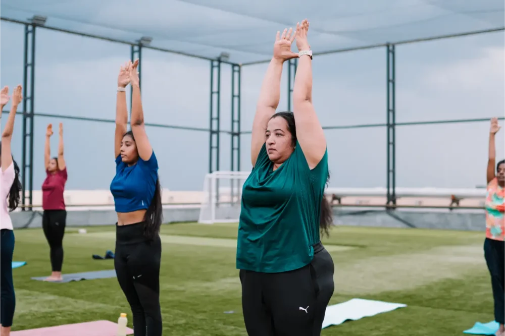 What is the best time for outdoor yoga in Chennai?
